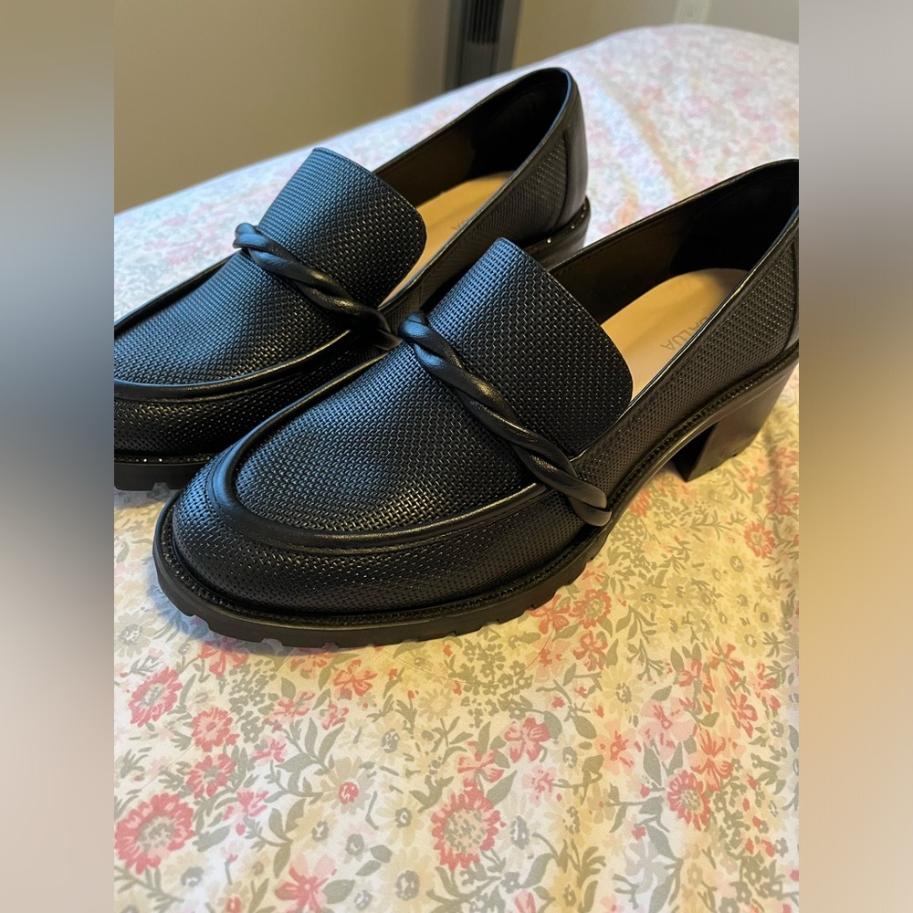 Luz Da Lua - Black with crystals platform